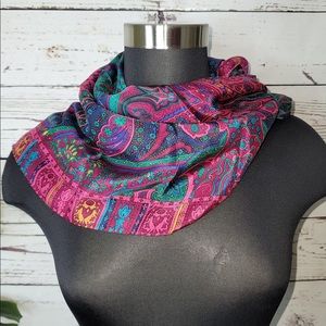 Vintage Specialty House Scarf